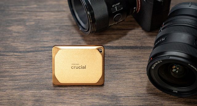 新品未開封CT4000X10PROSSD902 Amazon.com: Crucial X10 Pro 4TB Portable SSD, Up to 2100MB/s